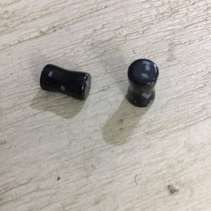 Stone plugs body jewelry